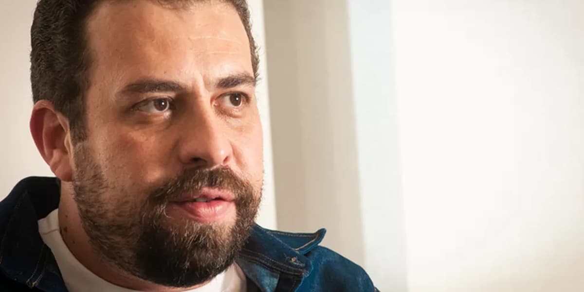 Guilherme Boulos comemorou anulação as condenações de Lula (Foto: Reprodução) Guilherme Boulos comemorou anulação as condenações de Lula (Foto: Reprodução)