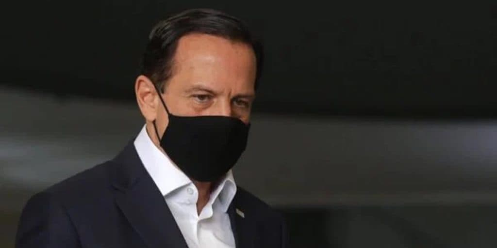Saiba quando São Paulo inicia vacinação de idosos de 75 e 76 anos