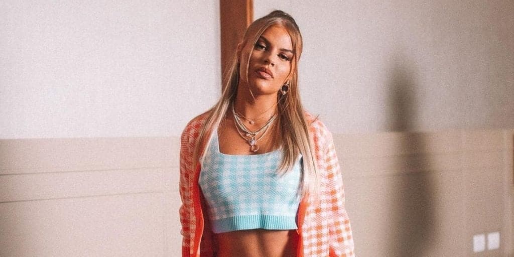 Casório? Luísa Sonza mostra aliança dada por Vitão: "Hora certa"
