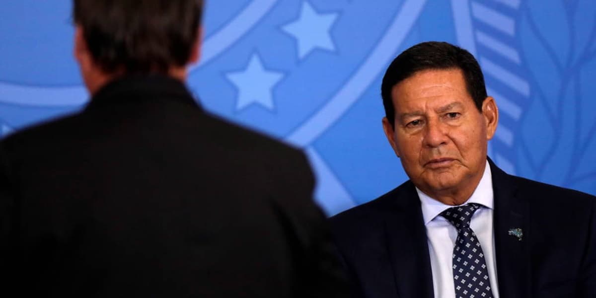 Mourão opinou sobre possível volta de Lula a presidência em 2023 (Foto: Reprodução) Mourão opinou sobre possível volta de Lula a presidência em 2023 (Foto: Reprodução)