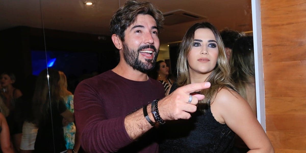 http://tvfoco.uai.com.br/wp-content/uploads/2015/05/Daniela-Mercury.jpg