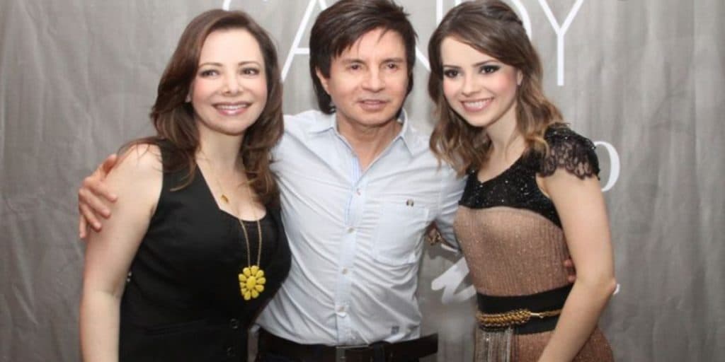 Xororó, após rebater desaforo de Sandy, vem a público e expõe o que passa dentro de casa: “Quero que você sinta”
