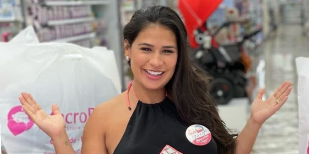 Simone revela cirurgia após o nascimento da filha e considera plástica: "Ver como vai ficar"