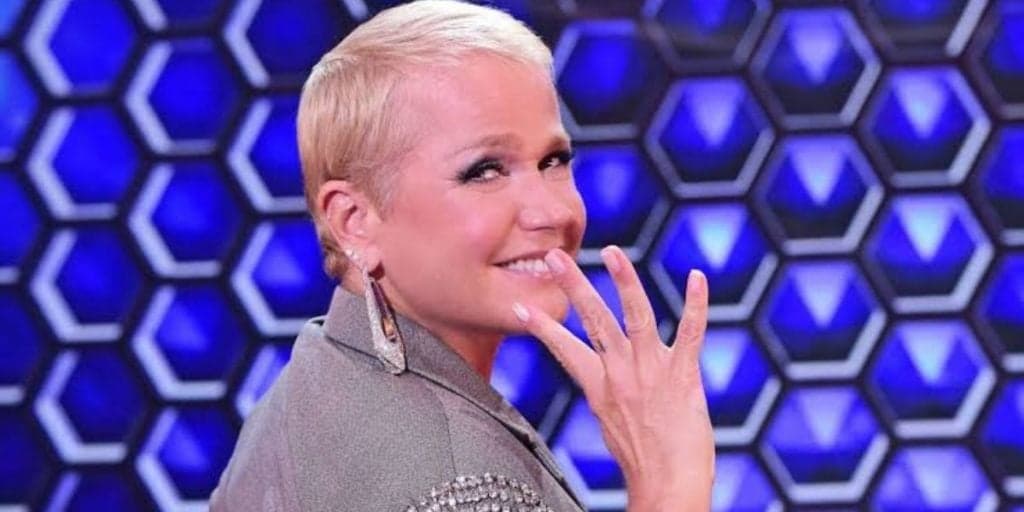 Xuxa, 3 meses após saída da Record, é confirmada nos Estúdios Globo e verdade é revelada: "Estreia"
