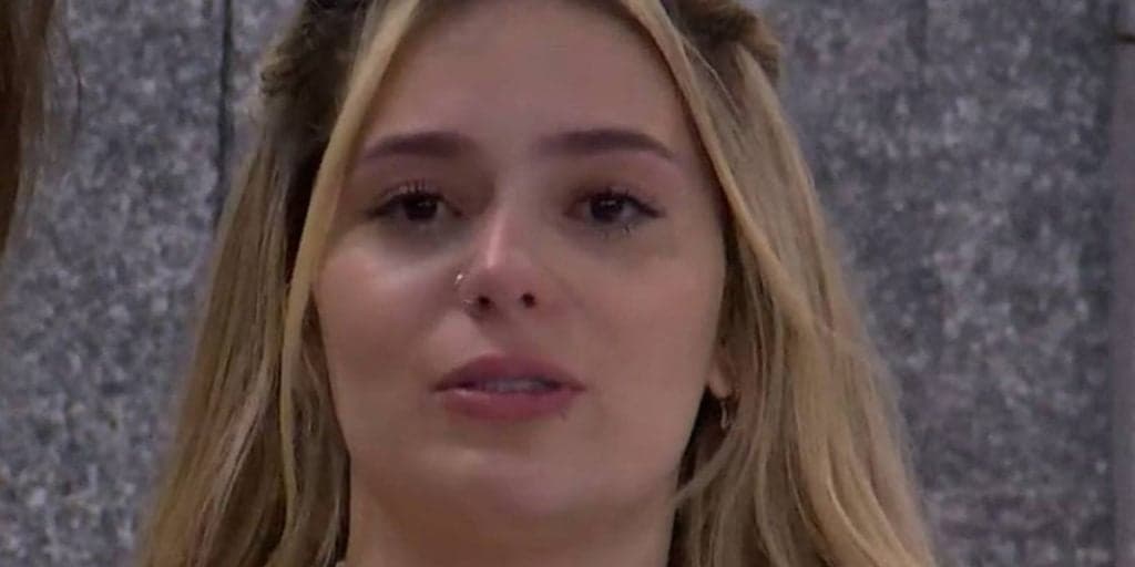 BBB21: Carla Diaz faz Viih Tube cair no choro ao jogar verdades na cara da youtuber e Thaís consola a amiga