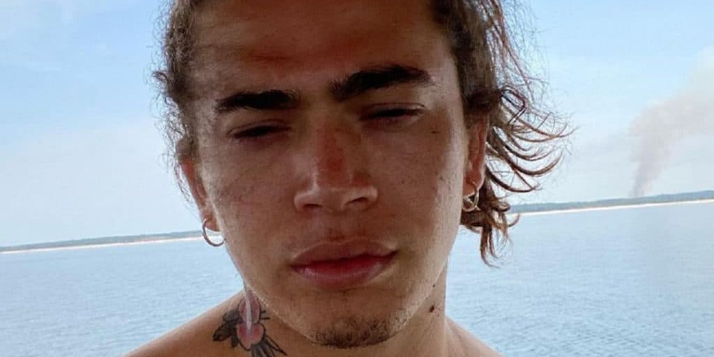 Whindersson Nunes passa mal e cancela sessão de autógrafos; ele está sob cuidados médicos