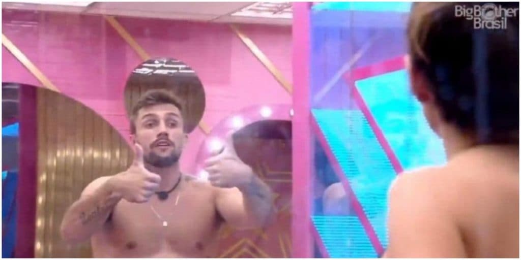 BBB21: Arthur perde a cabeça com Juliette após a festa e xinga a sister durante discussão: "Vai pro inferno''