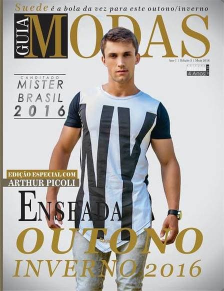 Arthur na capa da revista Guia Modas (Foto: Reprodução)