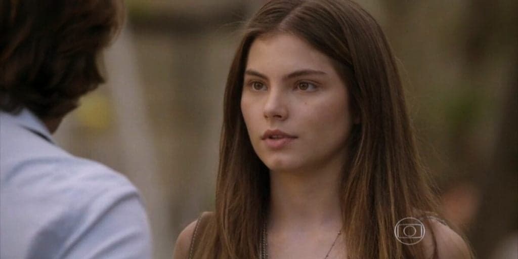 Malhação: Incansável, Bianca pressiona às escondidas e descobre ligação podre de falecida