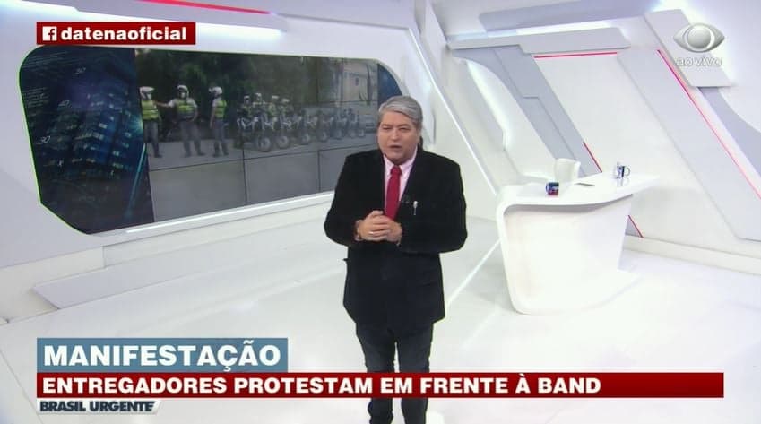 Datena perde o controle ao vivo, se exalta e polícia invade com tudo após briga generalizada: "De repente"