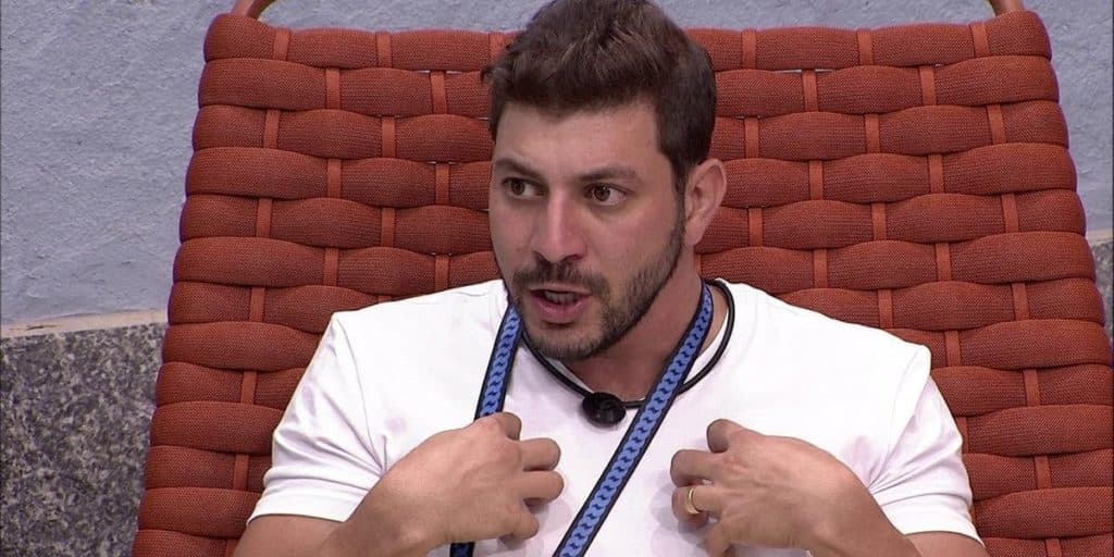 BBB21: Caio mete o pau em Juliette e ameaça colocar a advogada no paredão: "Eu queria ver''