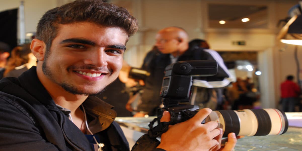 Caio Castro está na trama de Ti Ti Ti 