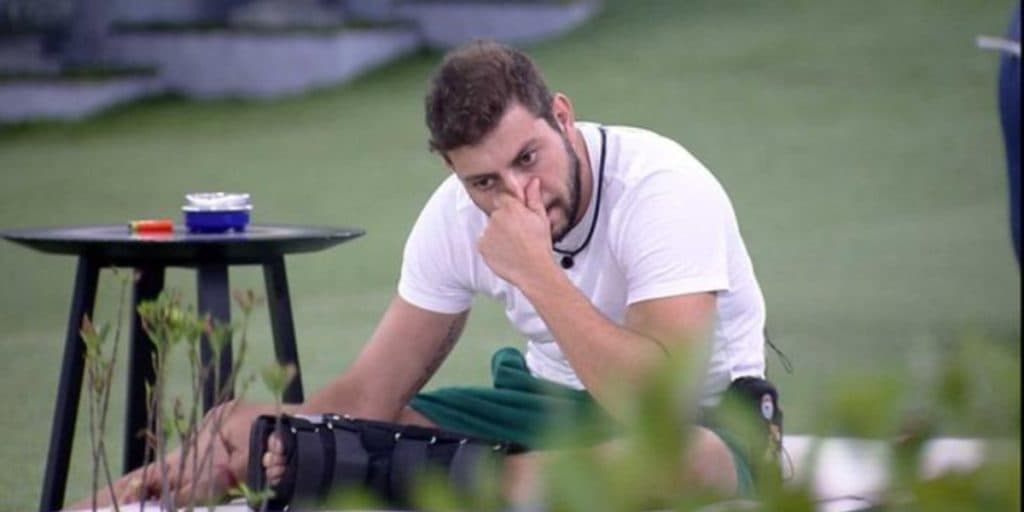 BBB21: Temendo paredão, Caio confessa que não gostaria de enfrentar Juliette: "Voltou duas vezes"