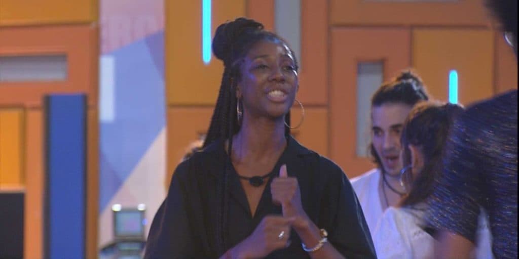 Camila não se controla, chora feito criança no BBB21 e explode em desabafo: "Tem que respeitar"