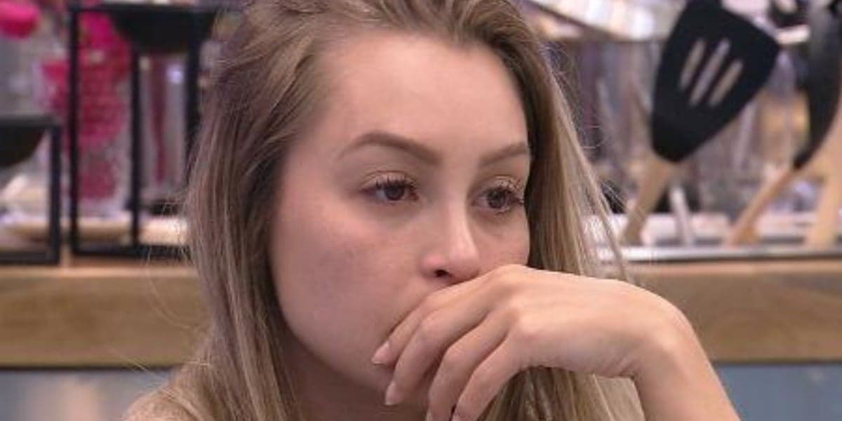 Carla Diaz dorme em quarto separado de Arthur no BBB21 (Foto: Reprodução)