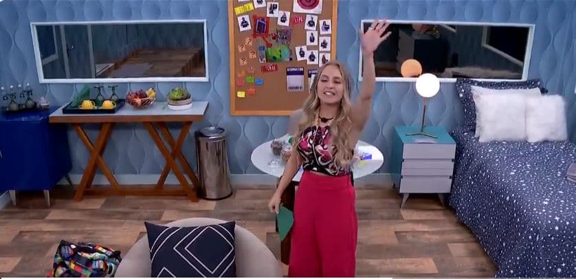 BBB21: Carla Diaz baixa a "Carine" e promete voltar com o pé na porta e tapa na cara: "Com tudo"