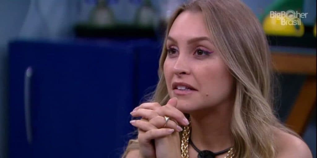 Carla Diaz passa mal no BBB21, não aguenta a pressão e pede pra sair: "Vou desmaiar