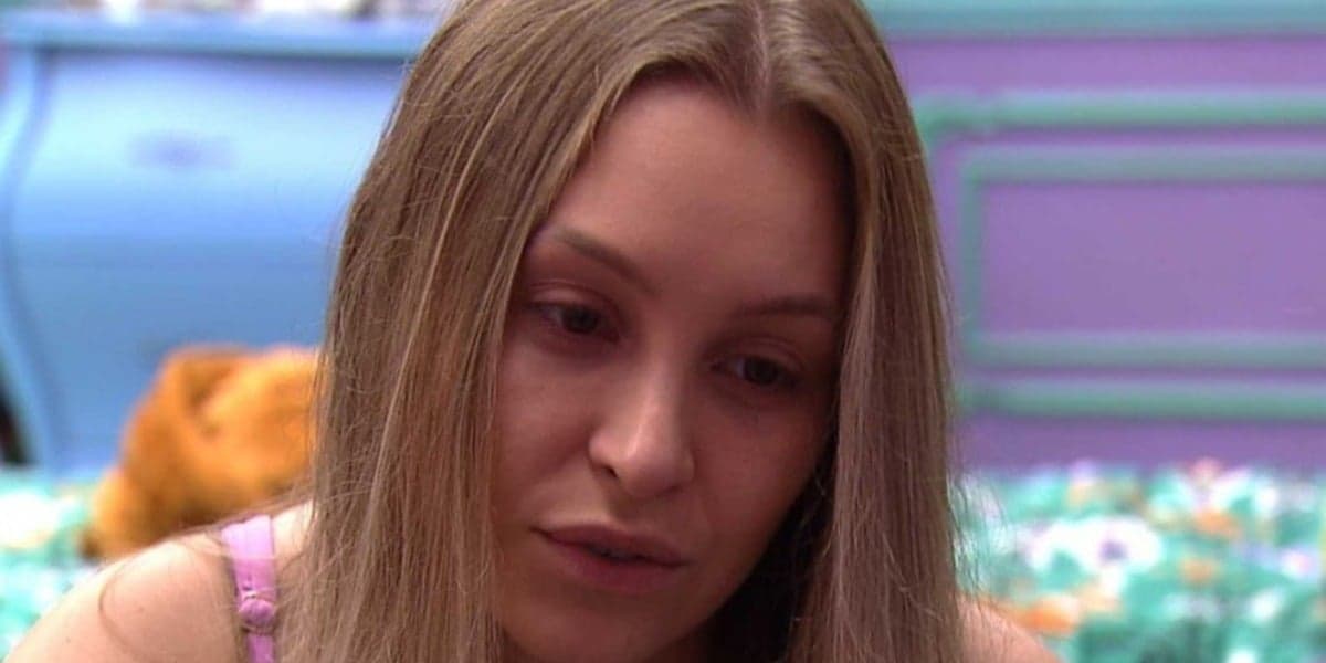 Carla Diaz passa mal no BBB21 (Foto: Reprodução) Carla Diaz passa mal no BBB21 (Foto: Reprodução)