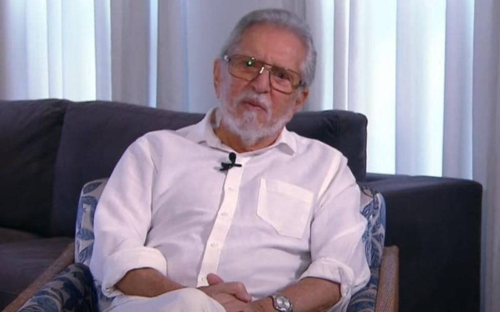 Filha de Carlos Alberto morre, humorista descobre doença na cabeça e despenca após exame até para câncer