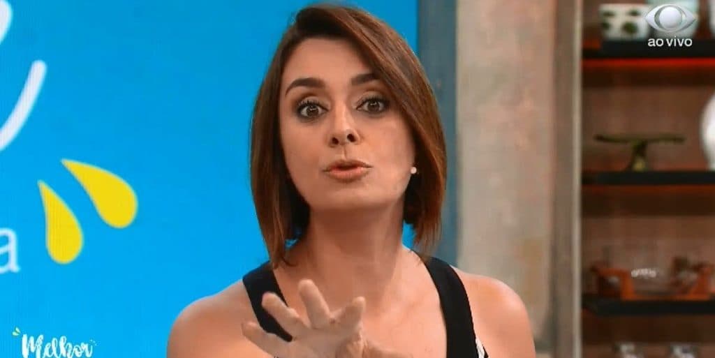 Catia Fonseca discute com comentarista ao vivo, diretor intervém e medida extrema é tomada: "Passe no RH"