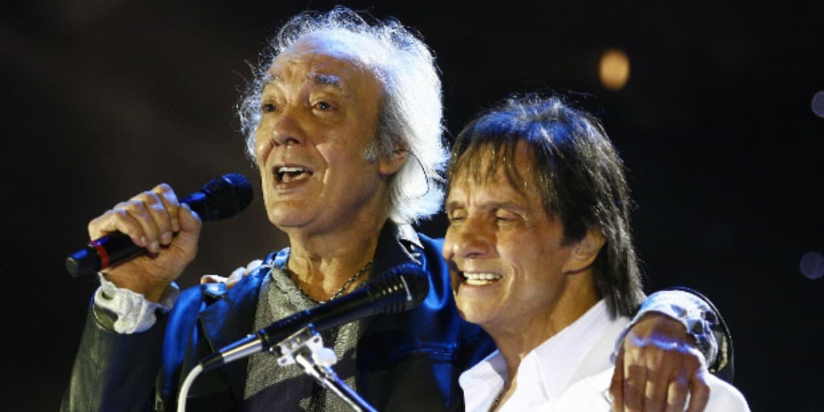 Erasmo Carlos e Roberto Carlos perderam um grande amigo (Foto: Reprodução/TV Globo)