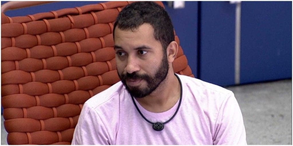 Gilberto prevê morte de Irmão Lázaro no BBB21, vídeo cabuloso é divulgado e Brasil se espanta: "Sem saber"