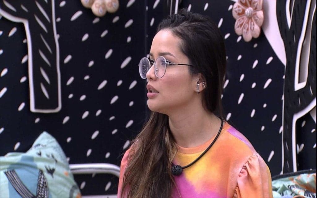 BBB21: Juliette não se segura, arranca máscara de Thaís e expõe podre após Jogo da Discórdia: "É perdida"