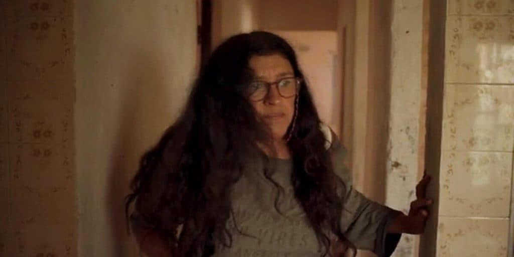 Amor de Mãe: Lurdes recebe batizado envenenado de Thelma após fuga desesperada