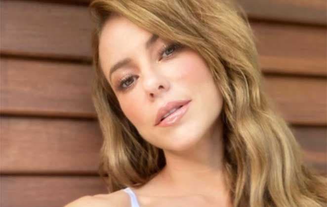 Paolla Oliveira enfia maiô fio dental e flagra deixa o Brasil enlouquecido: "Perdi o rumo"