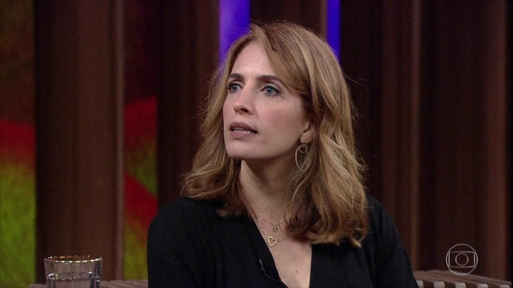 Poliana Abritta, do Fantástico, diz que não desiste, após notícia que será arrancada do Fantástico