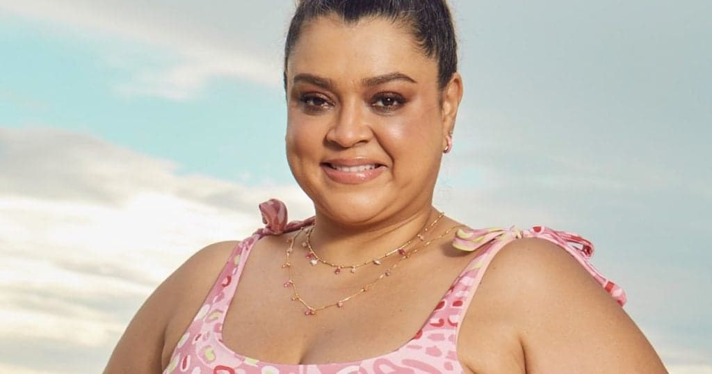 Preta Gil tira a roupa, deixa parte íntima de fora e convoca o marido: "É hoje"
