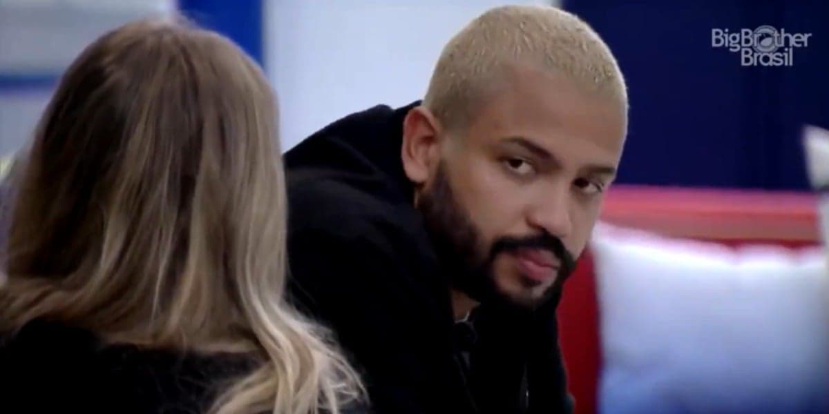 Projota fala sobre paredão falso com Carla Diaz (Foto: Reprodução)