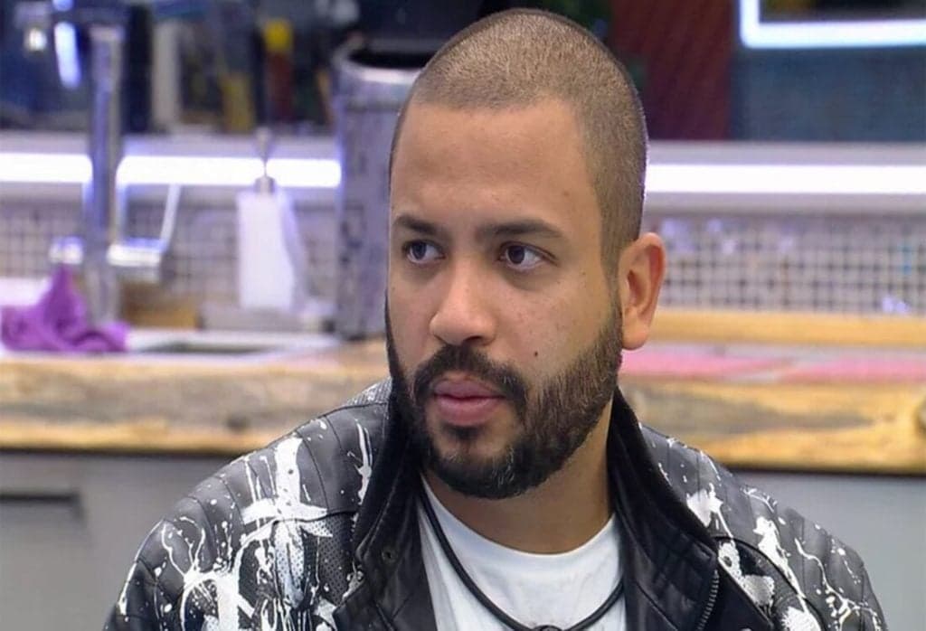 Projota, após aliados serem eliminados do BBB21, prevê rejeição e revela plano: "Pega as coisas e vai embora"