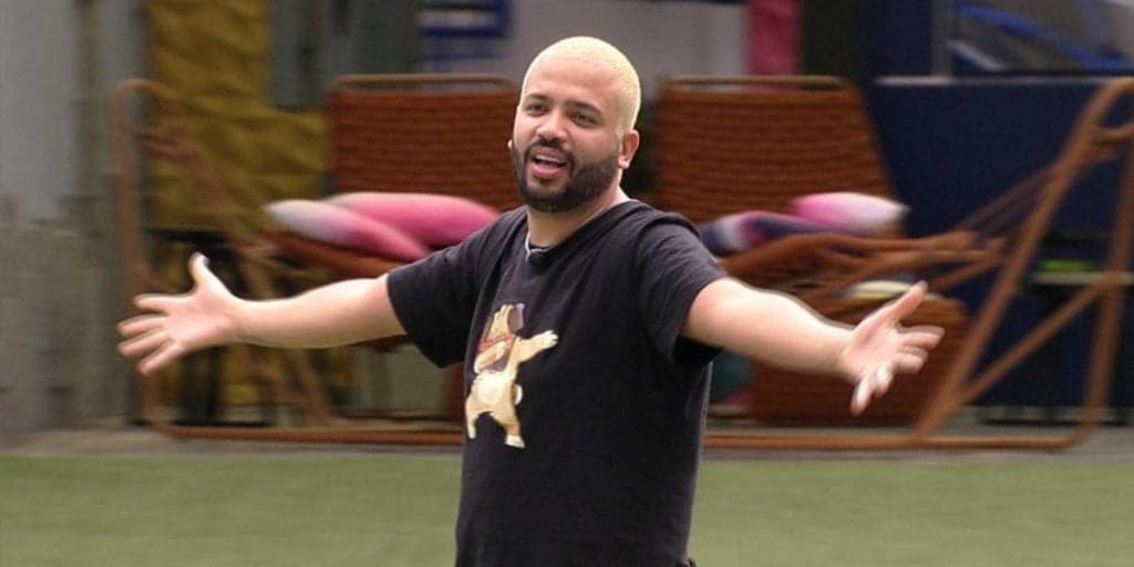 BBB21: Projota, após chamar líder de desgraçado, abre os braços e implora para não ser escorraçado: "Cedo"