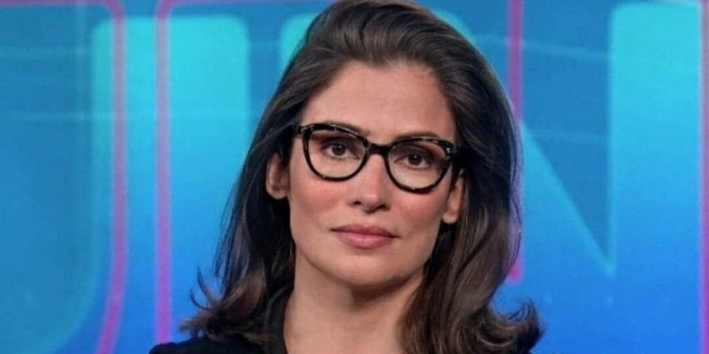 Renata Vasconcellos divulga fake news ao vivo no JN, é desmascarada e paga o preço: "Idiota"