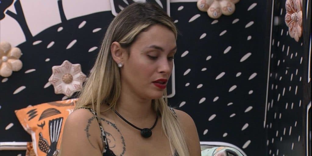 Escândalo! Sarah põe garras pra fora, detona choro de Carla Diaz e defende Arthur: "Quer enfiar no rabo dele"