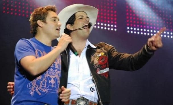 http://tvfoco.uai.com.br/wp-content/uploads/2015/05/Daniela-Mercury.jpg