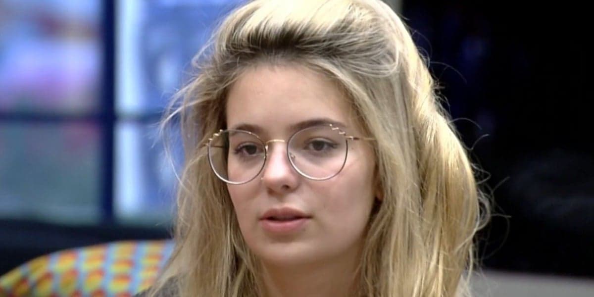 Viih Tube fala de traição em vídeo no seu canal do youtuber (Foto: Reprodução/TV Globo) Viih Tube fala de traição em vídeo no seu canal do youtuber (Foto: Reprodução/TV Globo)