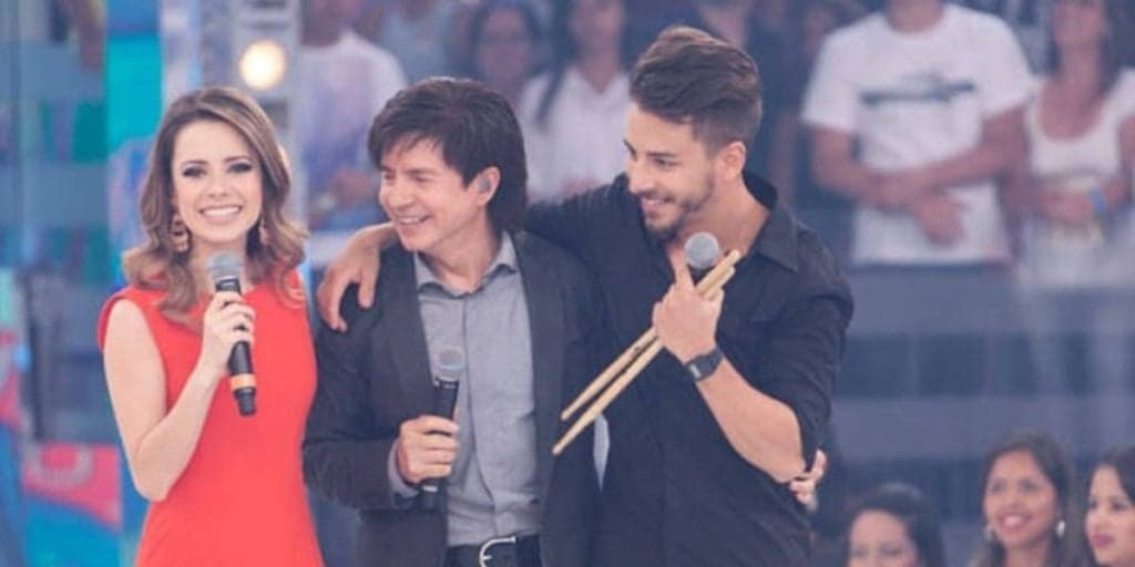 Xororó invade SBT para dar surra em famoso, Sandy e Junior são expulsos e culpado toma na cara: "Sangue ferveu"