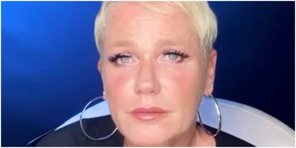 Xuxa é massacrada em público após atitude, faz vídeo bomba e admite: "Maltratei"