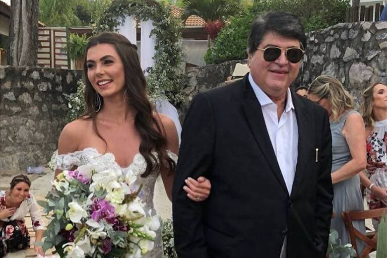 Datena passa mal ao vivo, decreta a própria morte e filha do apresentador anuncia internação: "Grave"