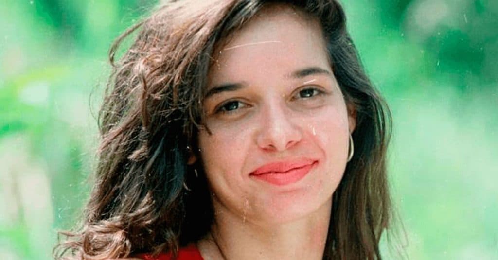 Daniella Perez envia carta psicografada 28 anos após assassinato, prevê doença da mãe e assombra: "Muita dor"