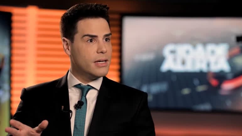 Luiz Bacci expôs Edir Macedo