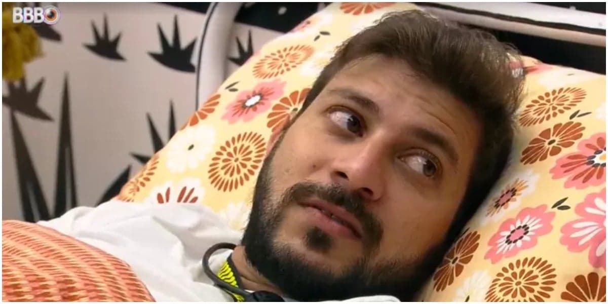 Caio e ViiH Tube conversam sobre jogo no BBB2121 Caio e ViiH Tube conversam sobre jogo no BBB2121
