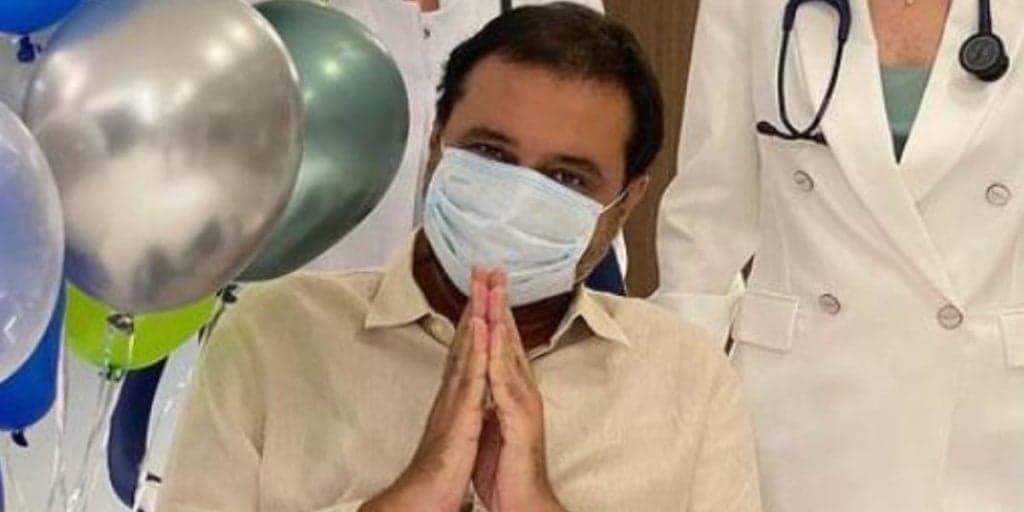 Geraldo Luís, após perder movimentos da perna por doença mortal, caminha com ajuda de aparelhos: "Grave"