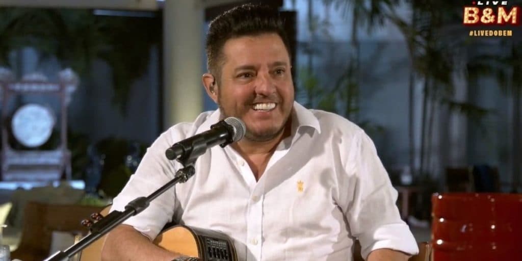 Bruno, da dupla com Marrone, expõe câncer ao vivo e acaba gerando extremo ódio com confissão: “Ainda existe”