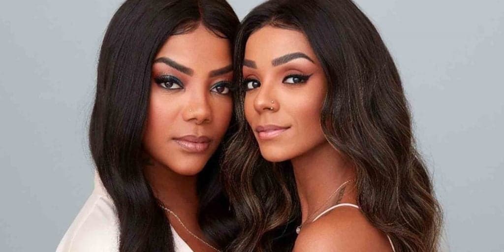 Ludmilla, aos 26 anos, expõe gravidez com a esposa e comemora: “Será muito bem-vinda”