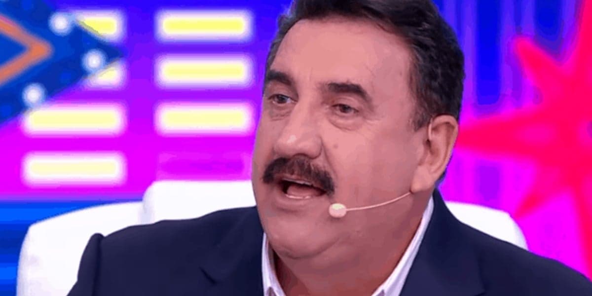 Ratinho registrou baia audiência para o SBT e empatou com programa da Record (Foto: Reprodução)