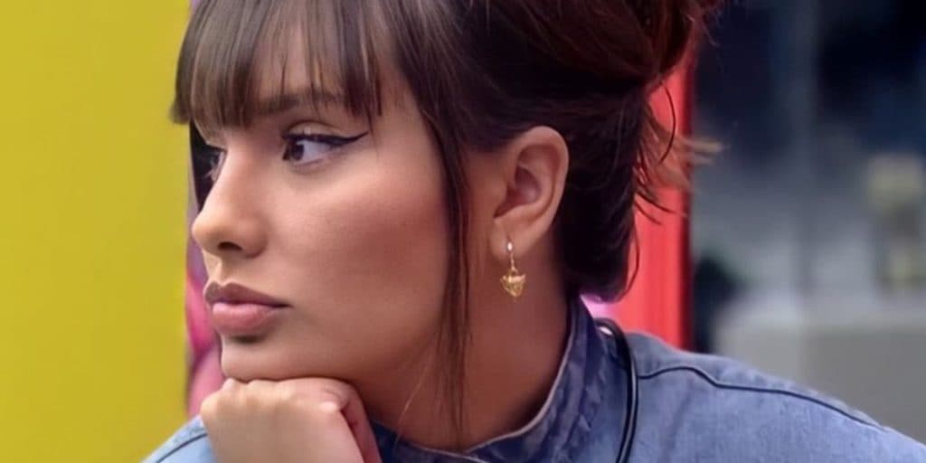 BBB21: Thaís faz a caveira de Juliette para Viih Tube: "pressiona a sua cabeça"
