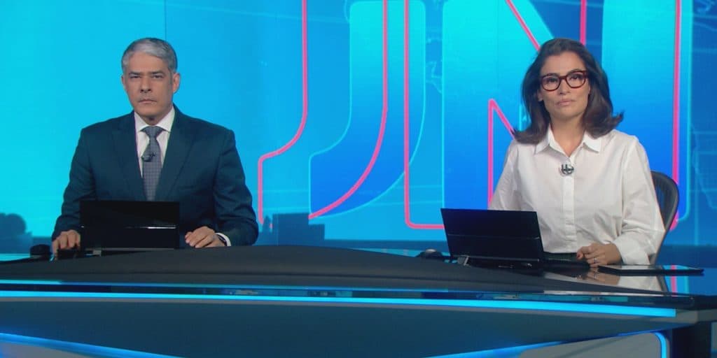 William Bonner encerra Jornal Nacional com anúncio de férias